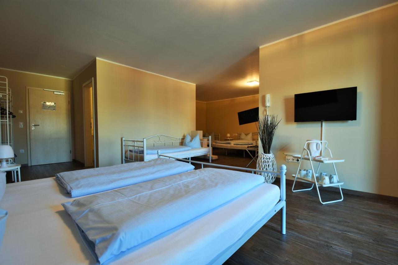 Motel Fuessen Im Allgaeu Exterior photo
